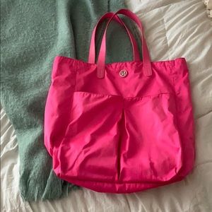 lululemon tote bag